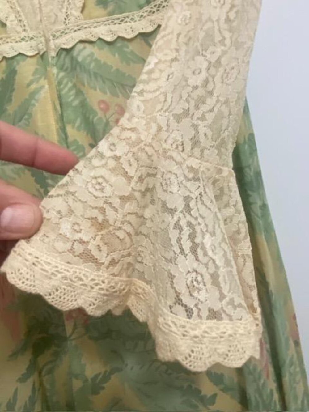 Vtg. Gunne Sax By Jessica Black Label Sage Tropical Bird Lace Bell Sleeves Maxi - Picture 7 of 9